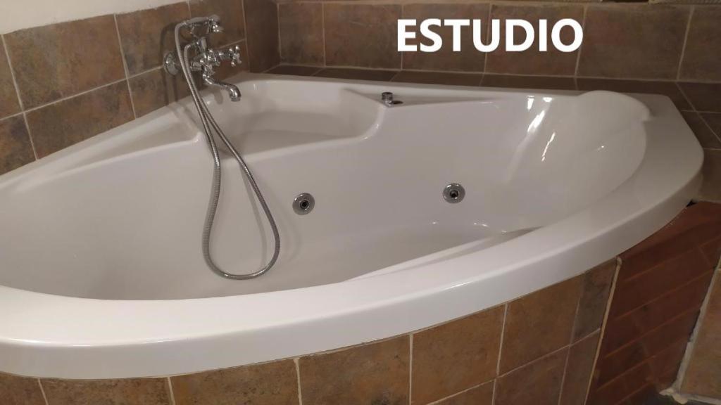 Alojamientos La Casa De Piedra Murcia Esterno foto